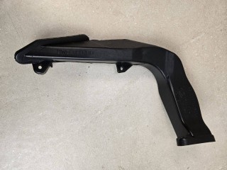 воздуховод печки Land Rover Range Rover Evoque L551 2020, 2.0 л., бензин, АКПП, белый, внедорожник 5 дв., полный привод, правый руль, K8D219E630DB