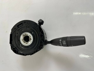 переключатель подрулевой (стрекоза) Maserati Levante 1 поколение 2017, 3.0 л., A630HP, дизель, АКПП, blue, внедорожник 5 дв., полный привод, правый руль, 670093947