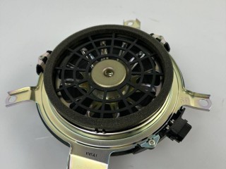 сабвуфер Lexus NX 1 поколение [рестайлинг] 2021, 2.5 л., 2AR-FXE, бензин, 86150-78050