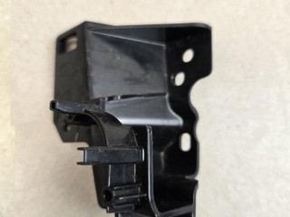 кронштейн (крепление) Land Rover Range Rover Evoque L551 2020, 2.0 л., бензин, АКПП, белый, внедорожник 5 дв., полный привод, правый руль, K8D2-045K00-A