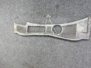 дождевик Audi A4 B5 1998, 2.4 л., бензин, АКПП, седан, 8D1819417A