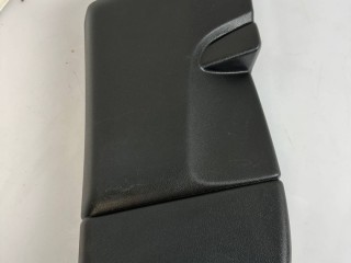 обшивка стойки центральной правой Maserati Levante 1 поколение 2017, 3.0 л., A630HP, дизель, АКПП, blue, внедорожник 5 дв., полный привод, правый руль, 670047807, 670040375