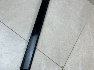 молдинг лобового стекла Mercedes-Benz GLK-Класс X204 [рестайлинг] 2014, 2.2 л., дизель, АКПП, белый, внедорожник 5 дв., полный привод, A2046904462