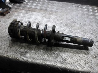 стойка передняя правая Volkswagen Sharan 2 поколение 2011, 7N0413031Q