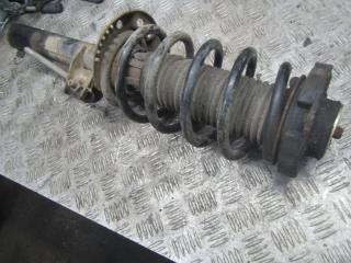 стойка передняя правая Volkswagen Caddy 3 поколение 2005, 1.4 л., бензин, МКПП, минивэн