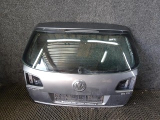 крышка багажника (дверь 3-5) Volkswagen Passat B6 2006, 2.0 л., дизель, МКПП, универсал