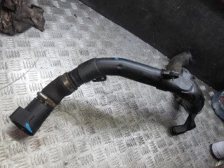 патрубок интеркулера Volkswagen Passat B6 2009, 2.0 л., дизель, 5N0145840F