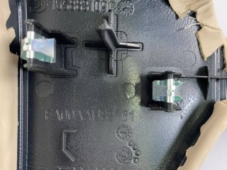 накладка на торпедо (консоль) Maserati Levante 1 поколение 2017, 3.0 л., A630HP, дизель, АКПП, blue, внедорожник 5 дв., полный привод, правый руль, 670049278