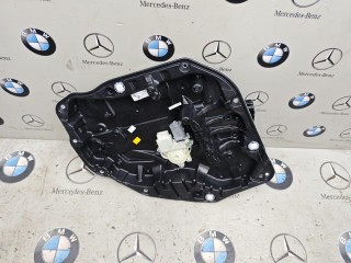 стеклоподъемник задний правый BMW 2023, 4.4 л., бензин, a96, полный привод, правый руль, 9450786