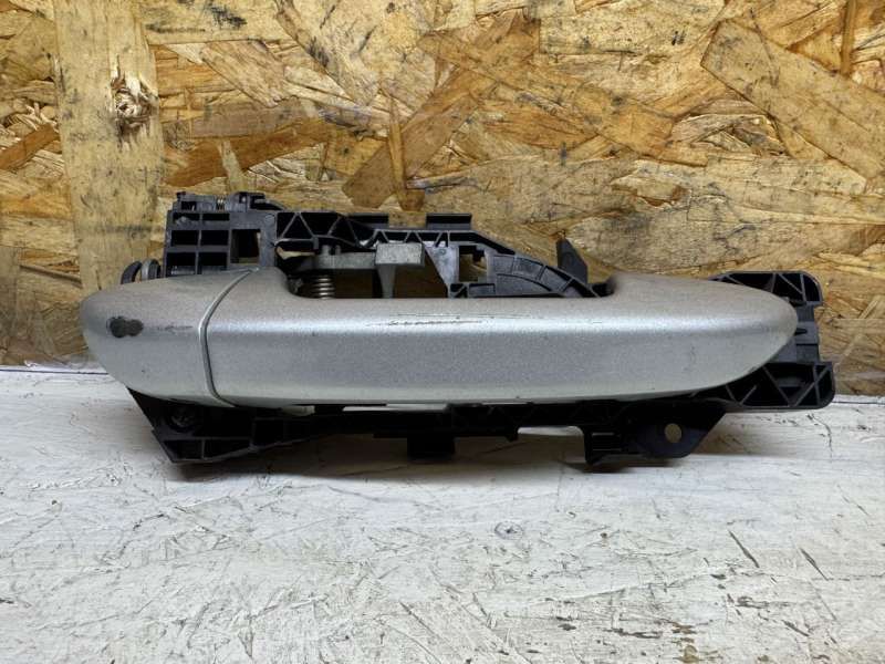 ручка наружная Volkswagen Passat B6 2008, 3C0837886J - фото №1