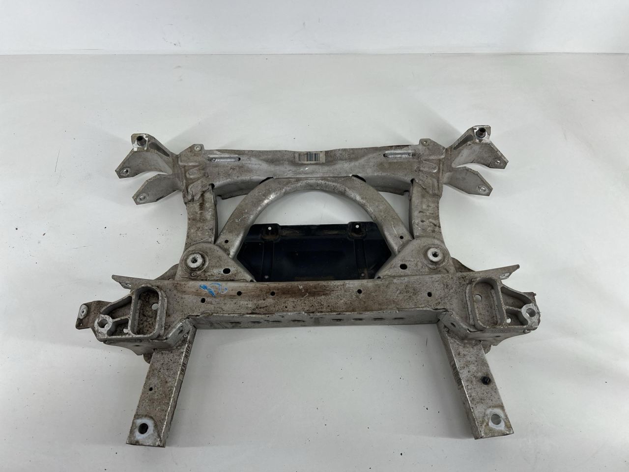 балка подвески передняя (подрамник) BMW i3 L01 2015, электро, 31106857710, 6857710 - фото №1