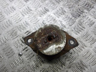 подушка крепления КПП Volkswagen Golf 3 поколение 1994