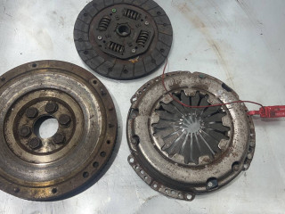 комплект сцепления Volkswagen Golf 3 поколение 1997, 1.6 л., бензин