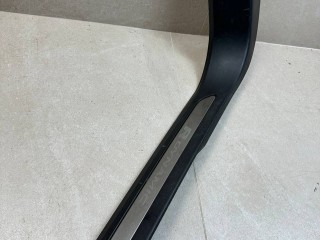 накладка на порог внутренняя Land Rover Range Rover Evoque L551 2020, 2.0 л., бензин, АКПП, белый, внедорожник 5 дв., полный привод, правый руль, K8D202349LC8PVJ