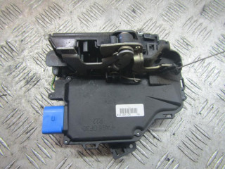 замок двери передней правой Volkswagen Golf 4 поколение 2006, 3D1837016