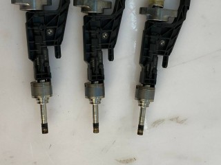 форсунка BMW X2 F39 2021, 1.5 л., B38 B15 A, бензин, АКПП, 13538656548, 261500437