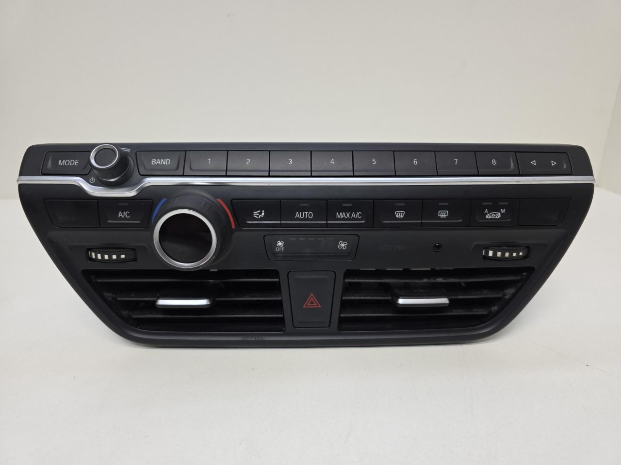 блок управления печки / климат-контроля BMW i3 L01 2016, правый руль, 61319352081 - фото №1
