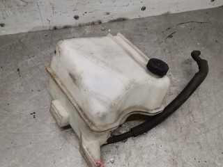 бачок омывателя Mazda 5 CR 2006, 2.0 л., бензин, 5МКПП, минивэн, LFB715351