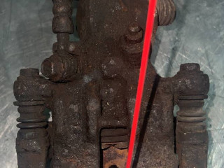 суппорт задний правый Nissan Almera N16 2000, 1.5 л., QG15DE, бензин, 5МКПП, хетчбэк 5 дв.