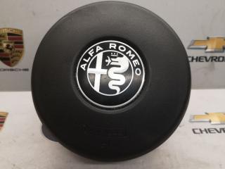 подушка безопасности водителя Alfa Romeo Stelvio 1 поколение 2018, 2.2 л., дизель, АКПП, правый руль, 01561244000