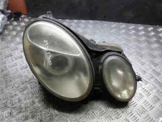 фара правая Mercedes-Benz E-Класс W211/S211 2003, 3.2 л., дизель, АКПП, универсал
