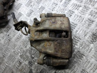 суппорт передний левый Volkswagen Passat B4 1994, 1.9 л., дизель