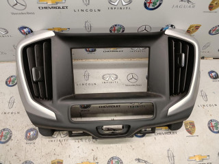 дефлектор обдува салона GMC Terrain 2 поколение 2019, 1.5 л., бензин, передний привод, 84335591, 84335590