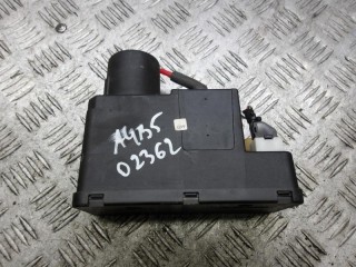компрессор центрального замка Audi A4 B5 1995, 2.6 л., бензин, МКПП, седан, 4A0862257J