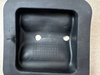 заглушка заднего бампера под крюк Maserati Quattroporte 6 поколение [рестайлинг] 2019, 3.0 л., бензин, АКПП, чёрный, седан, задний привод, 670024670