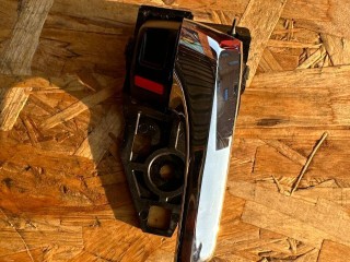 ручка внутренняя передняя правая Toyota 2022, 2.8 л., 1GD-FTV, дизель, АКПП, красный, пикап, полный привод, правый руль, 692050K110C0