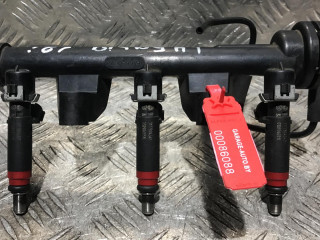 форсунка Skoda Fabia 1 поколение (6Y) [рестайлинг] 2004, 1.2 л., бензин, МКПП, 03D906031C