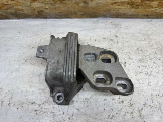 подушка крепления КПП Mercedes-Benz GLA-Класс X156 2016, 2.1 л., дизель, АКПП, A2462400617