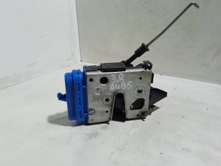 замок двери задней правой Audi A4 B5 1995, 1.8 л., AEB, бензин, 5МКПП, седан, 8D0839016A