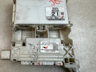 блок предохранителей Toyota 2023, 2.8 л., 1GD-FTV, дизель, АКПП, чёрный, пикап, полный привод, правый руль, 89221F0021, 827300KB60