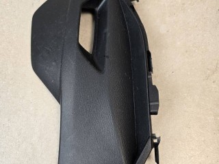 Декоративная накладка центральной консоли Fiat 124 Spider 1 поколение 2020, 1.4 л., АКПП, красный, кабриолет, задний привод, NA1P64231