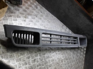 заглушка (решетка) в бампер Volkswagen Transporter T5 2006, 1.9 л., дизель, МКПП, микроавтобус, 7H0807719