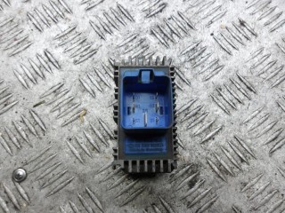 реле накала свечей Opel Astra H 2005, 1.9 л., дизель, МКПП, универсал, 55353011