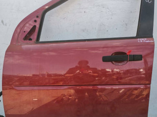 дверь передняя левая Land Rover Freelander 2 поколение 2007, 2.2 л., 224DT, дизель, АКПП, внедорожник 5 дв.