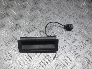 ручка крышки багажника Volkswagen Golf 4 поколение 2002, универсал, 1J0827566F