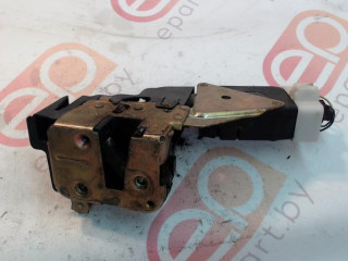 замок двери передней левой Mitsubishi Carisma 1 поколение [рестайлинг] 2000