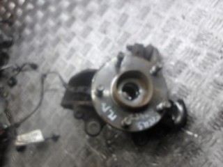 ступица передняя левая Ford Focus 2 поколение 2006, 1.6 л., бензин, МКПП, универсал