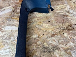 обшивка крышки багажника Lexus NX 1 поколение [рестайлинг] 2020, 2.5 л., гибрид, красный, полный привод, правый руль, 67937-78011