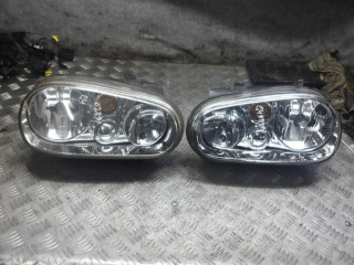 фара Volkswagen Golf 3 поколение 2000, 1.6 л., бензин, АКПП, хетчбэк 5 дв.