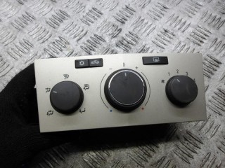 блок управления печки / климат-контроля Opel Astra H 2005, 1.6 л., бензин, МКПП, универсал, 13247814