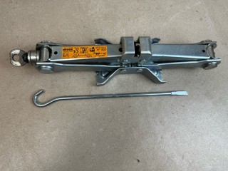 домкрат Infiniti G 4 поколение [рестайлинг] 2013, 3.7 л., VQ37VHR, бензин, АКПП, черный, кабриолет, задний привод, 99550JJ70A