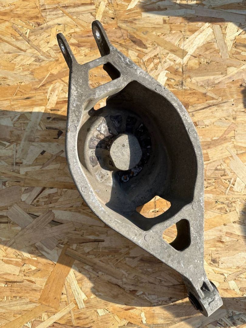 рычаг задний Infiniti EX 1 поколение 2010, 3.7 л., бензин, АКПП, серый, внедорожник 5 дв., полный привод, 551B01BA0A - фото №1