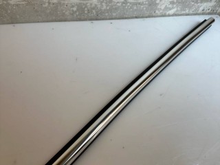 молдинг стекла Maserati Levante 1 поколение 2017, 3.0 л., A630HP, дизель, АКПП, blue, внедорожник 5 дв., полный привод, правый руль, 670034260