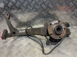 ступица передняя левая Audi A4 B5 1995, 1.8 л., AEB, бензин, 5МКПП, седан