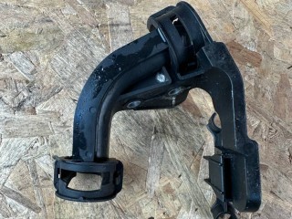 держатель тормозного шланга Mercedes-Benz CLS-Класс C218 [рестайлинг] 2016, 3.0 л., OM 642.852, дизель, АКПП, белый 799, седан, задний привод, правый руль, A1664211494