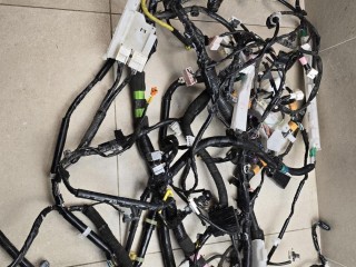 проводка Fiat 124 Spider 1 поколение 2020, 1.4 л., АКПП, красный, кабриолет, задний привод, NC4M67050B